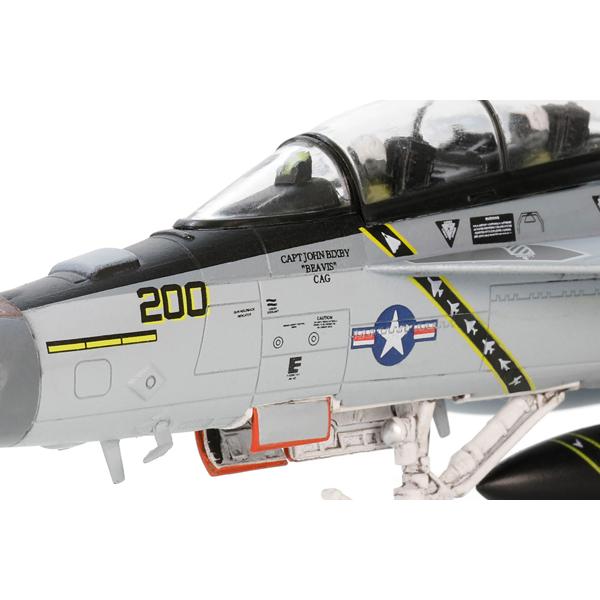 F/A-18FスーパーホーネットVFA-103ジョリーロジャース【未開封】 F/A-18F スーパー ホーネット `VFA-103 ジョリー ロジャース CAG