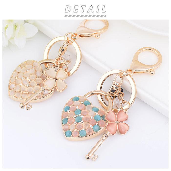 バッグチャーム 通販バッグチャーム キラキラ キーホルダー バックチャーム キーリング ハート おしゃれ 鍵 四つ葉のクローバー アクセサリー レディース カラ | ブランド登録なし | 01