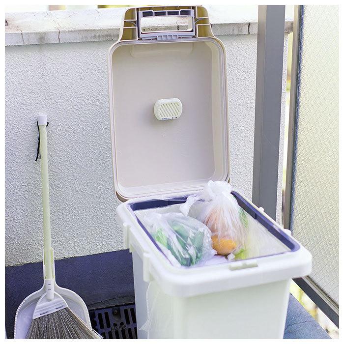 ゴミ箱の臭いに 2個セット 通販 コジット パワーバイオ ゴミ箱 臭い キッチンゴミ箱 ダストボックス 臭い 消臭 簡単 掃除 貼るだけ バイオの力 ゴミ箱の臭いに |  | 03