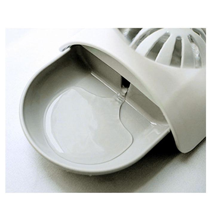 ペット 給水機 通販 給水器 自動給水器 猫 犬 小型犬 中型犬 ウォーターファウンテン 水飲み ねこ キャット 食器 おしゃれ かわいい インテリア グッズ ペット |  | 04