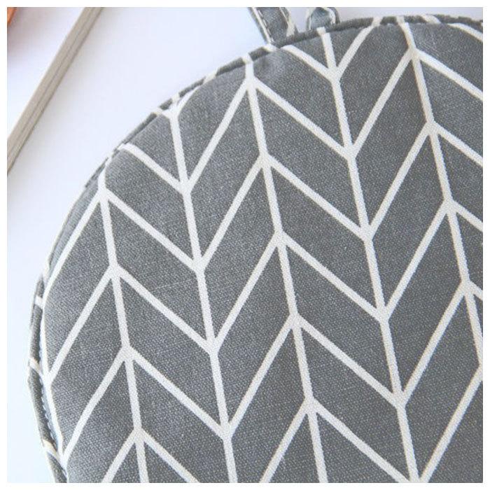 鍋敷き 北欧 通販 北欧風 コットン キッチン用品 モノトーン ホームパーティー トライアングル イエロー グレーアロー グレー ブラック ホワイト 鍋敷き |  | 03