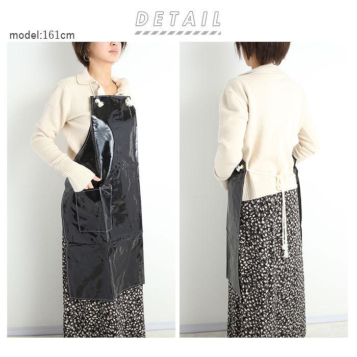 防水 エプロン おしゃれ 通販 業務用 厨房 おしゃれ エナメルエプロン 板前 水産加工 トリマー 保育士 介護士 入浴介助 保育園 幼稚園 シンプル 黒 白 防水 |  | 02