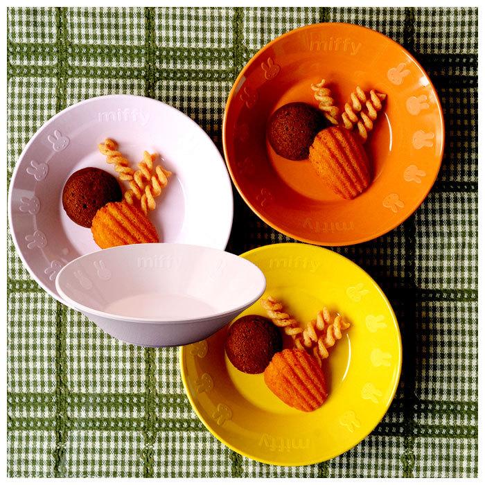 ダッフィー　メラミンタンブラー&お皿セット　シール容器4個セット ダッフィー メラミンタンブラー&お皿セット シール容器4個セット