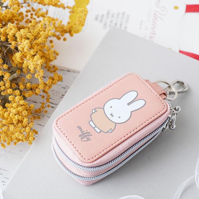 キーケース スマートキー 車 好評 ミッフィー グッズ スマートキーケース キャラクター レディース 中窓付き miffy Nicott ディック ブルーナ 鍵 キーケース |  | 09