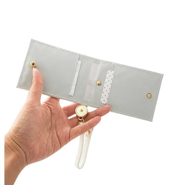 パスケース 二つ折り リール付き 定期入れ フェアリーテイル 女の子