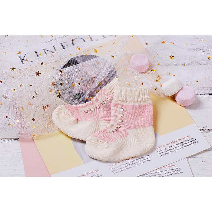 スニーカー柄 靴下 ベビー 通販 赤ちゃん ソックス くつ下 新生児 女の子 男の子 日本製 オーガニックコットン かわいい ボタニカルダイ 7-9cm スニーカー柄 |  | 03