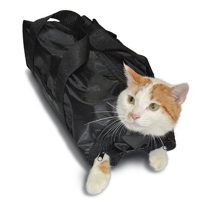 保定袋 通販保定袋 猫 キャリーバッグ 小型犬 お手入れ 爪切り シャンプー 脱走防止 装着 脱着 簡単 ファスナー マジックテープ 多機能 コントロール 保定袋 |  | 08