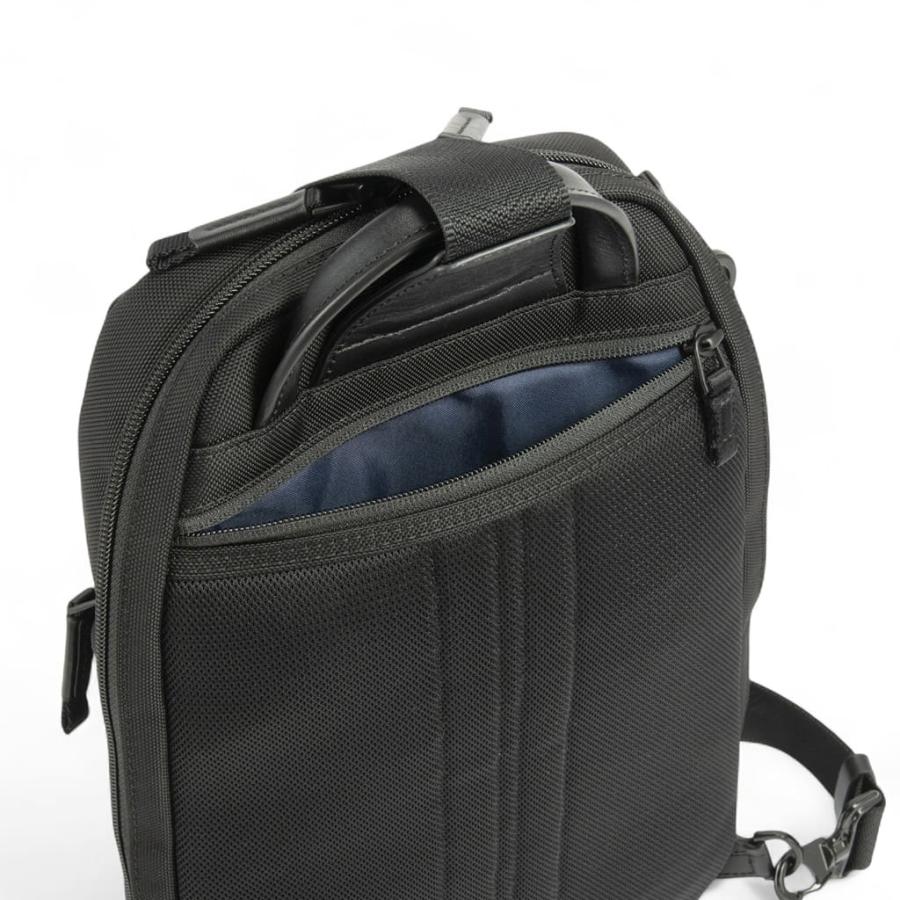 ZERO HALLIBURTON（ゼロハリバートン） ZLM ボディバッグ ZERO HALLIBURTON ZLM Large Sling ...