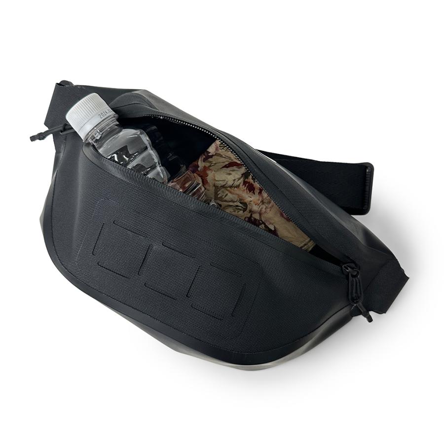 BRIEFING（ブリーフィング） レイント ボディバッグ BRA253L50