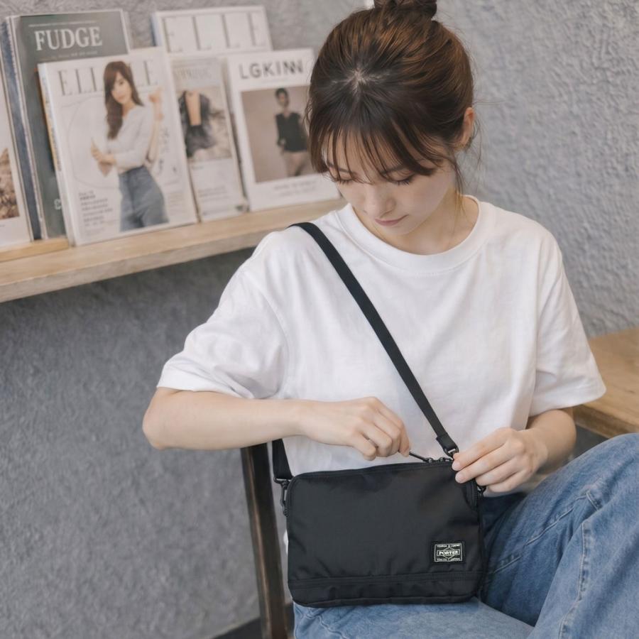 ポーター フラッシュ ショルダーバッグ 689-05940 PORTER 吉田カバン FLASH メンズ レディース ショルダーポーチ 軽量 斜めがけ 日本製 B6サイズ 2層 撥水 大人 | PORTER | 12
