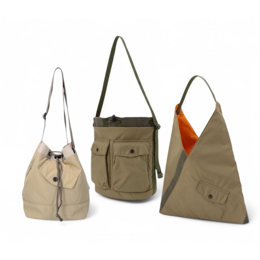 ブリーフィング チルト トートバッグ BRA243L11 BRIEFING TILT DRAWSTRING SHOULDER Mサイズ A5サイズ ドローストリングショルダー メンズ  レディース 軽量 ブランド ギフト プレゼント BRIEFING（ブリーフィング） チルト トートバッグ BRA243L11 BRIEFING