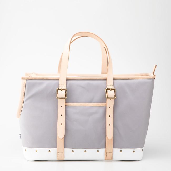 皮革職人によるハンドメイド ドッグキャリーバッグ　Seee キャリー ドッグ バッグ おしゃれ