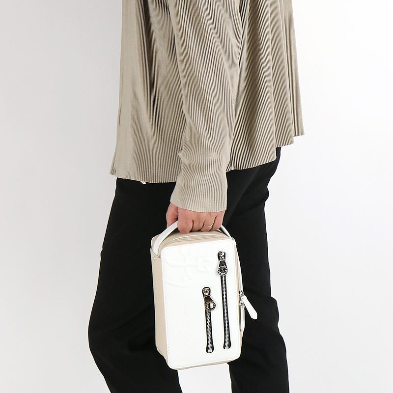 CASTELBAJAC（カステルバジャック） Tirier2 トリエ2 クラッチバッグ