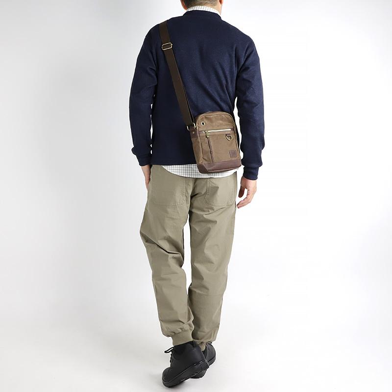 Lee（リー） crash ミニショルダーバッグ ショルダーバッグ 斜め掛け