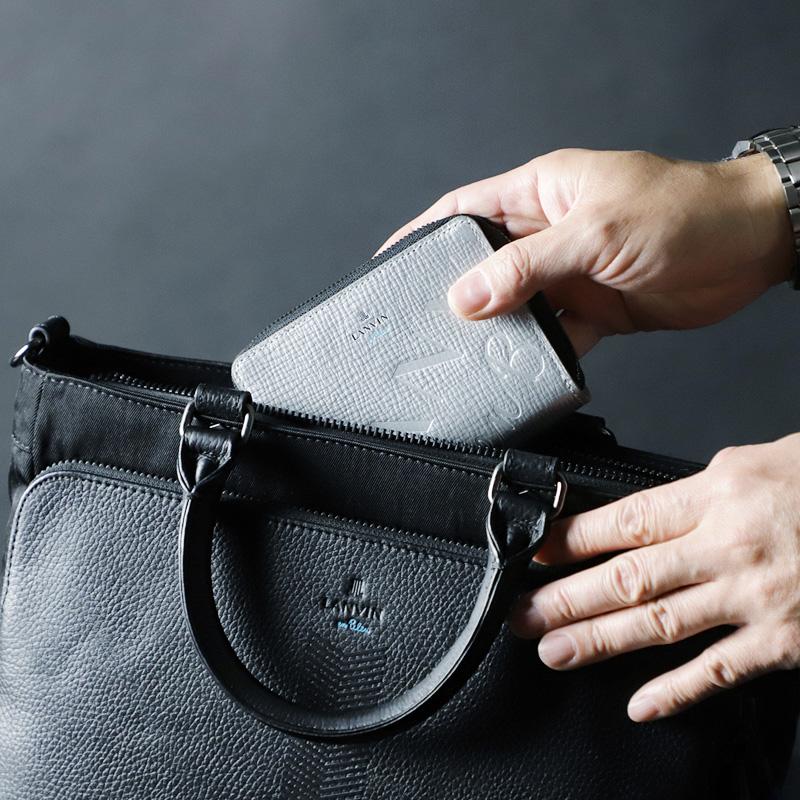 LANVIN en Bleu 限定品 ランバンオンブルー 二つ折り財布 バトラー小物