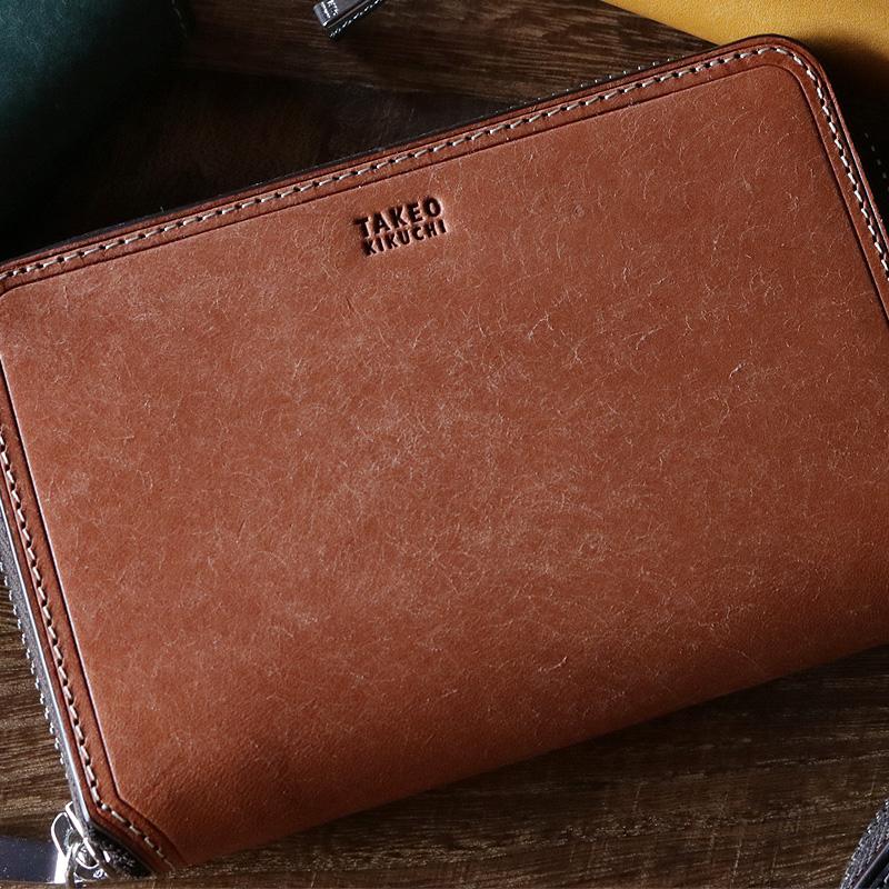 12☆良品☆モノグラム♪マルコ☆2つ折り財布★ポケットあり TAKEO KIKUCHI（タケオキクチ） MARGO2 マルゴ2 ミドルウォレット セミ