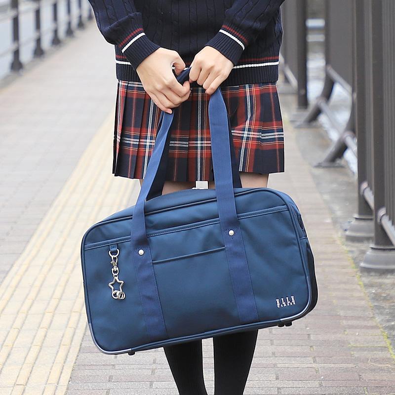 スクールバッグ 女子高生 学生かばん El309 Classe 中学生 ナイロンスクールバック Elle スクバ 高校生 星型チャーム付き エルクラス おしゃれ