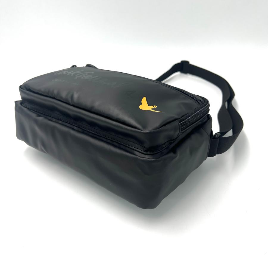 Mark Gonzales マークゴンザレス ショルダーバッグ 横型 防水 斜 Mark Gonzales マークゴンザレス ショルダーバッグ 横型 防水 斜