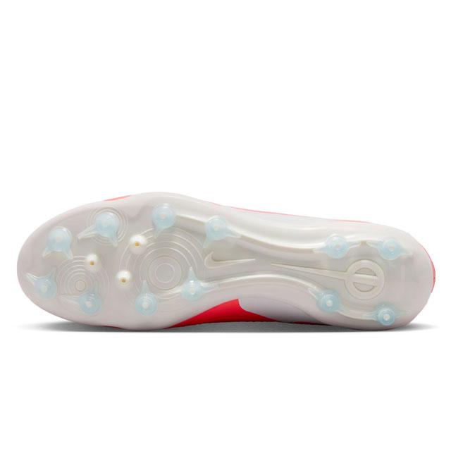 NIKE（ナイキ） 33％OFF！ サッカースパイク ティエンポ レジェンド10