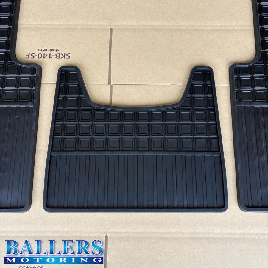 Mercedes-Benz 純正品 ゴム フロアマット W465 右ハンドル 専用