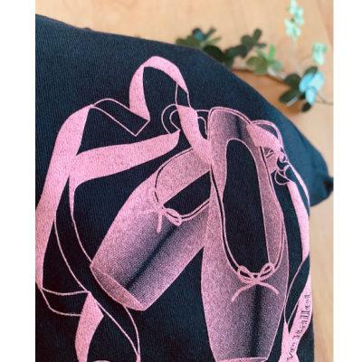 バレエ トゥシューズ柄 半袖 Tシャツ 130 黒 ピンク バレエ トゥシューズ柄 半袖 Tシャツ 130 黒 ピンク バレエ トゥ
