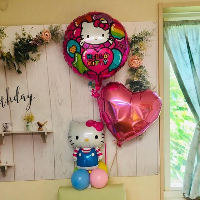ハローキティーバルーン キティー＆スマイリー　バルーン電報　誕生日バルーン | sanrio | 04