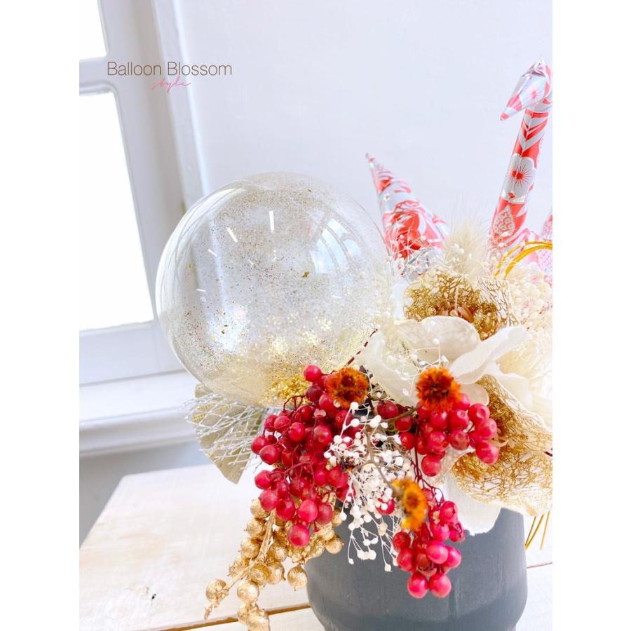 ＼和アレンジ／折り鶴バルーンの大人和ギフト（レッド＆ゴールド）<商品番号 a1030-wr>｜balloonblossom-style｜03