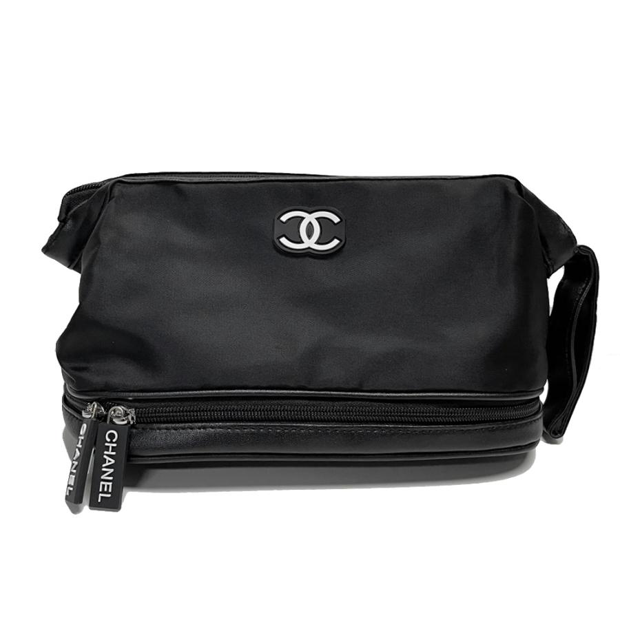 CHANEL 【ノベルティ】 シャネル ポーチ ナイロン 大きめ 大容量 CHANEL 【ノベルティ】 シャネル ポーチ ナイロン 大きめ 大容量