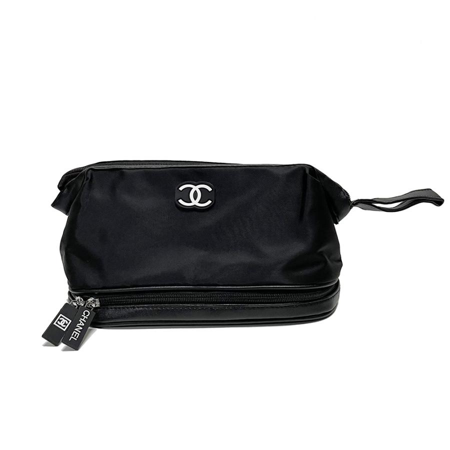 CHANEL 【ノベルティ】 シャネル ポーチ ナイロン 大きめ 大容量 CHANEL 【ノベルティ】 シャネル ポーチ ナイロン 大きめ 大容量