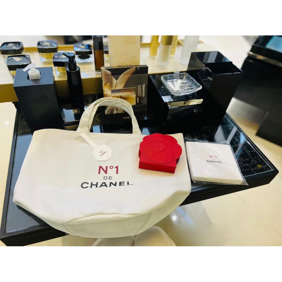 CHANEL 【ノベルティ】 シャネル NO.1 香水販促 トートバッグ CHANEL 【ノベルティ】 シャネル NO.1 香水販促 トートバッグ