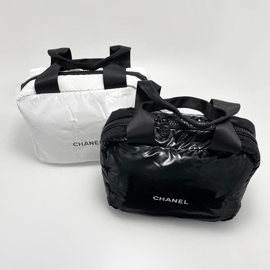 CHANEL 【ノベルティ】 シャネル 大きめ ポーチ クラッチバッグ CHANEL 【ノベルティ】 シャネル 大きめ ポーチ クラッチバッグ