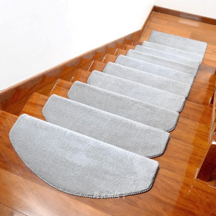 国内最安値 階段マット 滑り止め 70cmx22cm 15枚セット 洗えるマット 防音 お子さんやおじいさんおばあさん転び防止 階段カーペット 売り尽くしセール Farmerscentre Com Ng