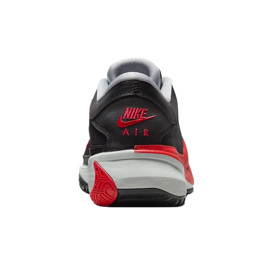 NIKE 男性 ナイキ メンズ ZOOM FREAK 5 EP ズーム フリーク DX4996-004