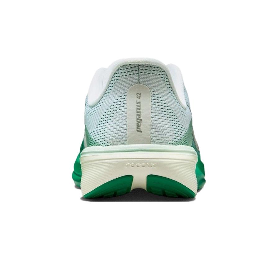NIKE（ナイキ） 女性 レディース シューズ W AIR ZOOM PEGASUS 42