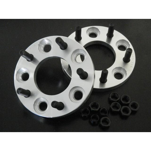 レクサスLSに114.3ホイールを PCD変換ワイドトレッドスペーサーでスタッドレス対策 25mm