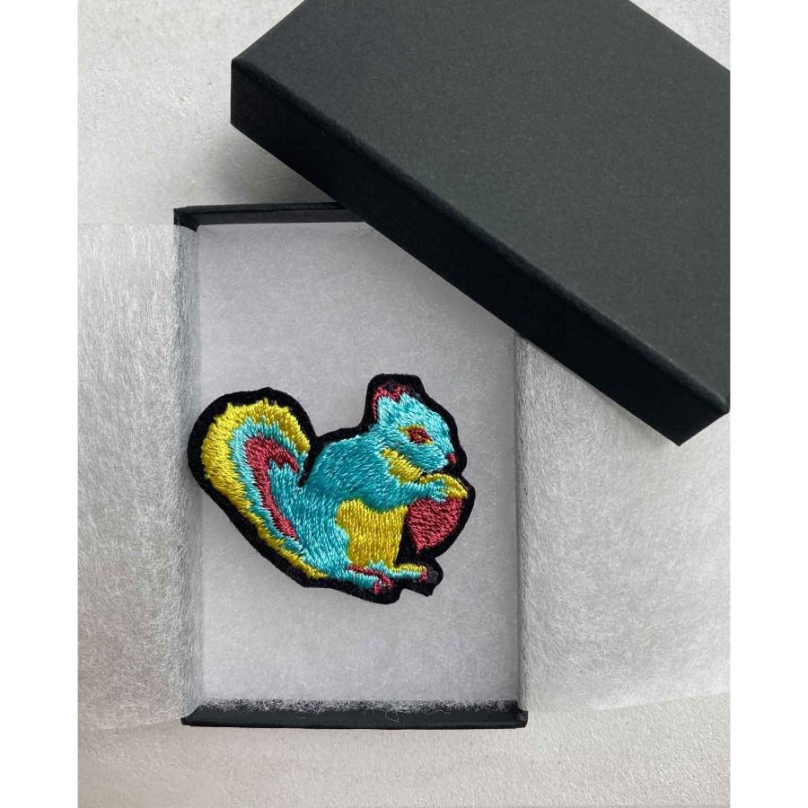 刺繍 ブローチ 【メール便対応】 動物 全面刺繍 日本製 アニマル 鹿