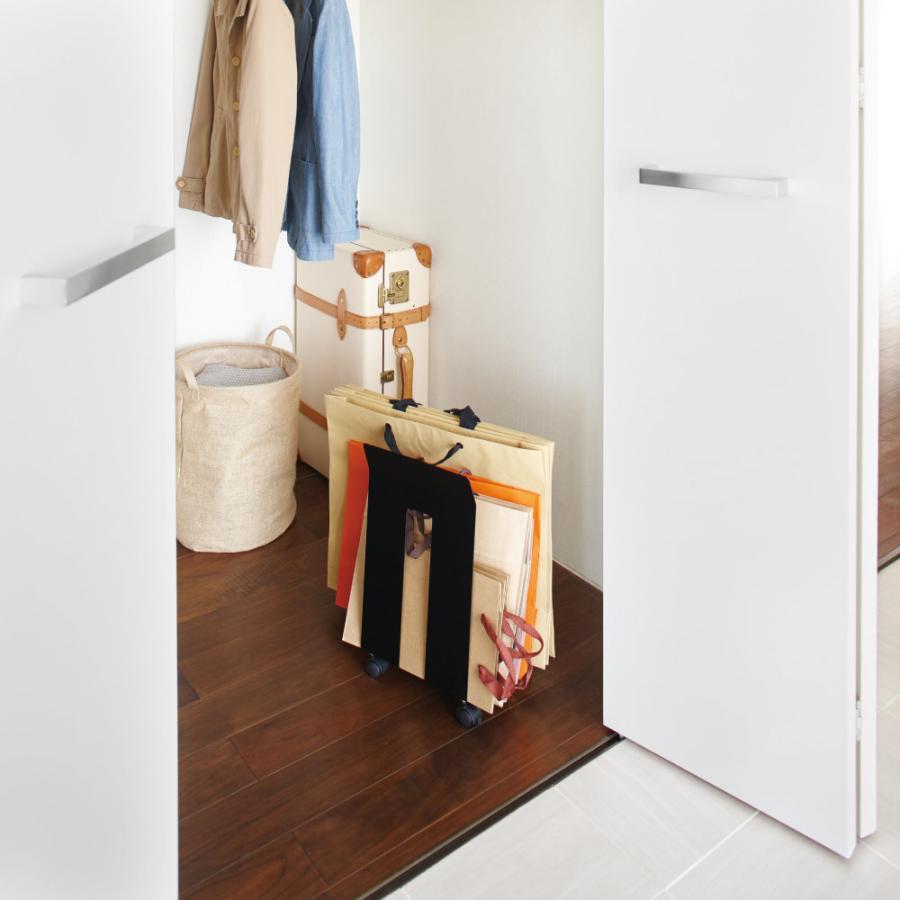 ダンボールストッカー 紙袋ストッカー キャスター付  山崎実業 収納 おしゃれ スリム 整理 すっきり見せ 段ボール 通販 仮置き 梱包材 | 山崎実業 | 08