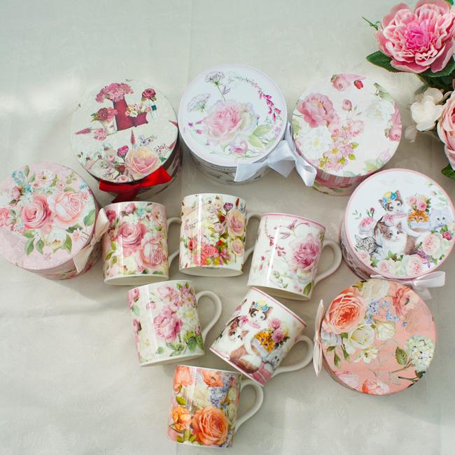 マグカップ ギフトBOX入ベーシック 陶器製 エレガント ローズ 薔薇柄