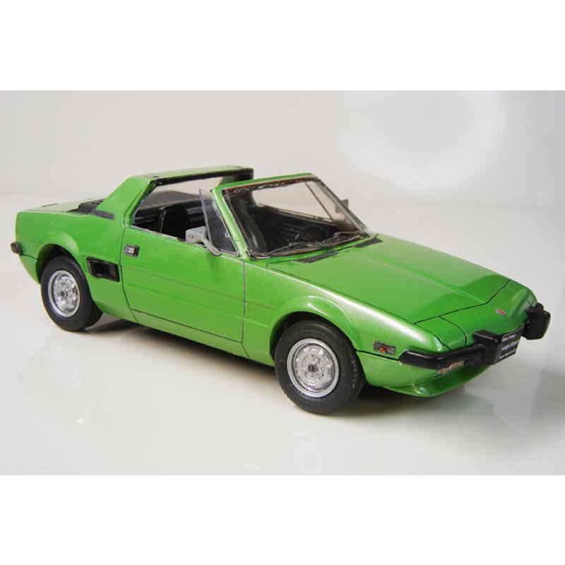 1/24 X1/9 1300 再販モデル 前・後期型（SMP24） : 車模型 barchetta