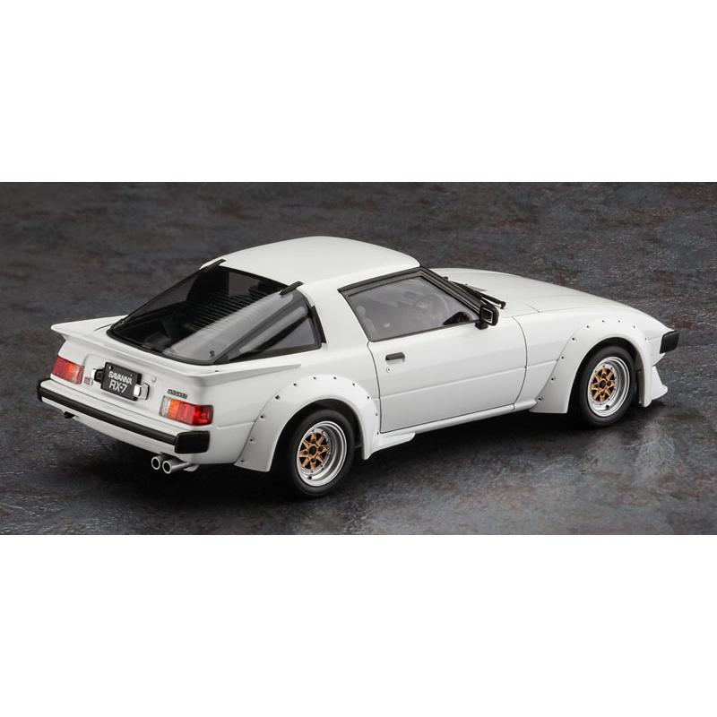 ハセガワ 1/24 マツダ サバンナ RX-7（SA22C）前期型 “カスタム