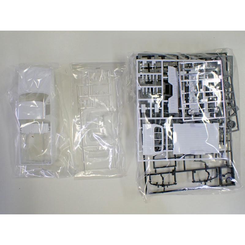 ハセガワ 1/24 ニッサン サニートラック GB121 ロングボデー