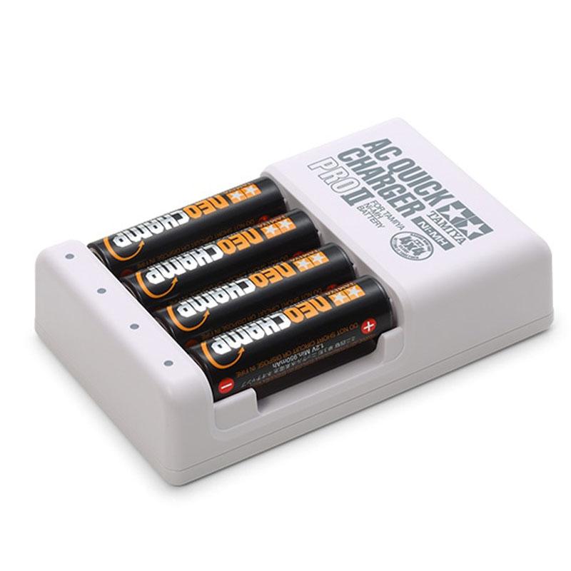 ミニ四駆 単3形ニッケル水素電池ネオチャンプ(4本)と急速充電器PRO II