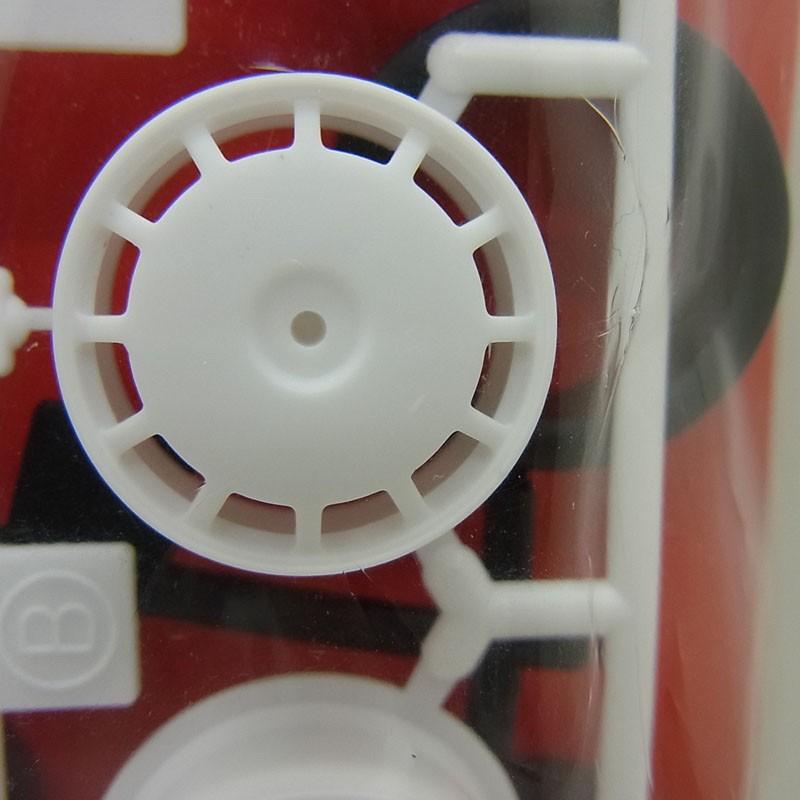 ミニ四駆 ローハイトタイヤ＆ホイールセット ディッシュ タミヤ ミニ四