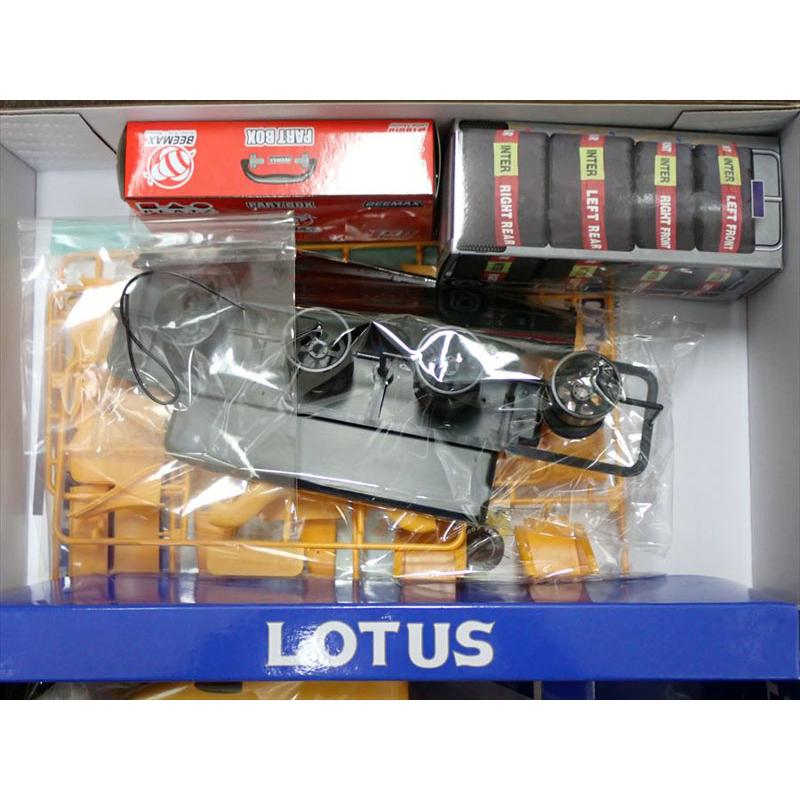 プラッツ キット+専用ディテールアップパーツ+専用塗料 1/12 ロータス