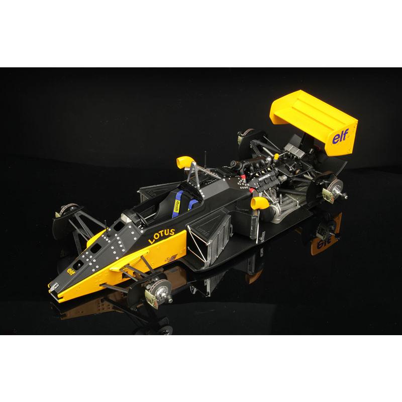 プラッツ キット+専用ディテールアップパーツ+専用塗料 1/12 ロータス