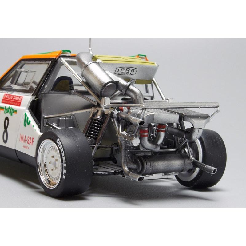 プラッツ 1/24 ランチア デルタS4 