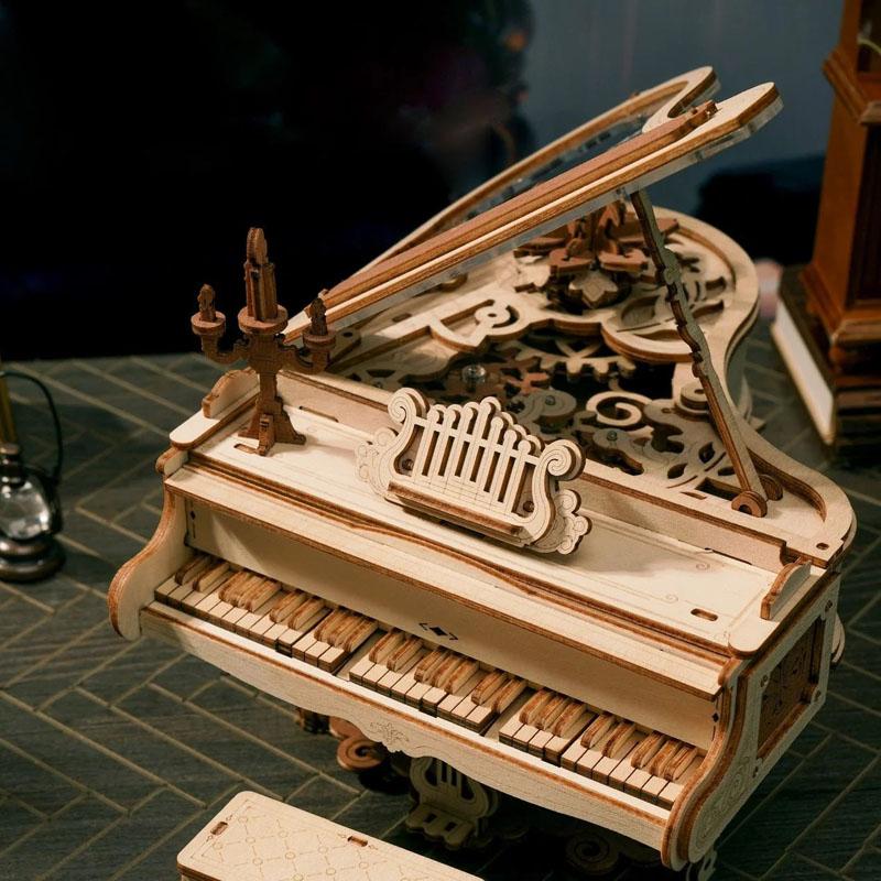 つくるんです 魔法のピアノ オルゴール付きウッドパズル 【AMK81
