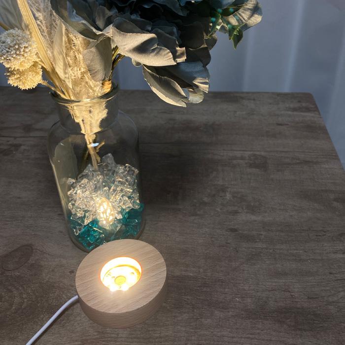 ディスプレイ用LEDライト 木製台座 透明な天然石のディスプレイに 丸型