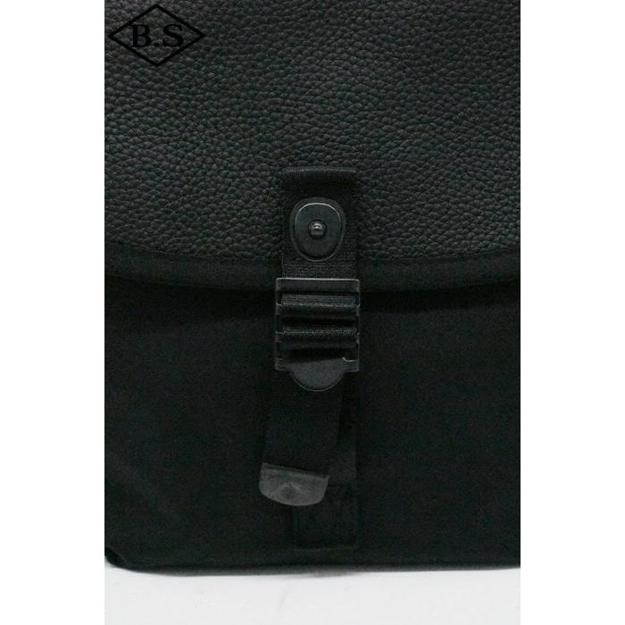 アトラクションズ Attractions バッグ A20038 Black Waist ＆ Shoulderの画像