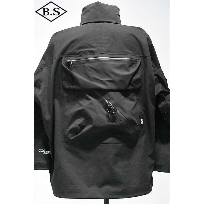 シーエムエフ アウトドアガーメント CMF OUTDOOR GARMENT アウター CMF2501-J05C GUIDE SHELL COEXIST BLACKの画像